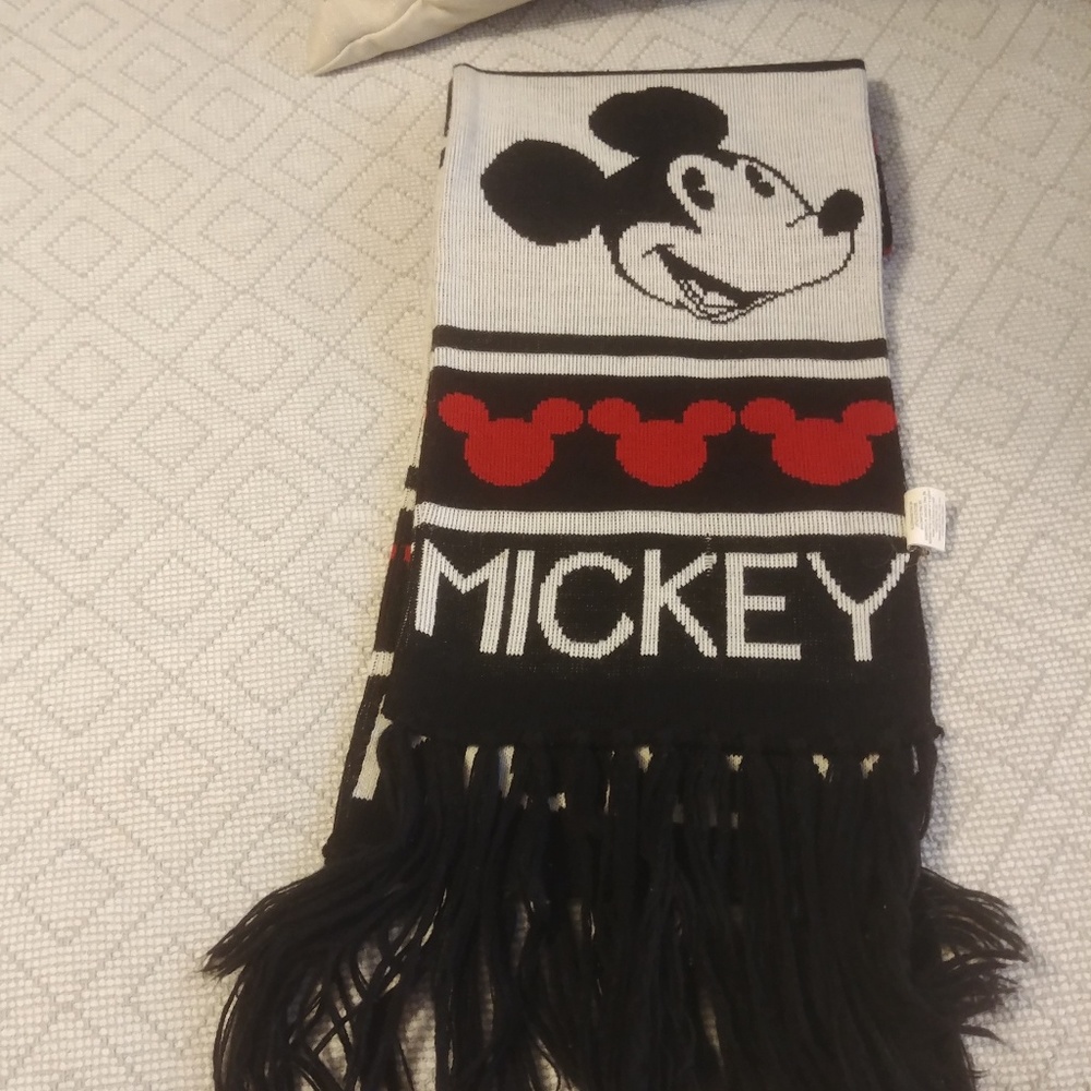 Scarf - Picture 2 of 2